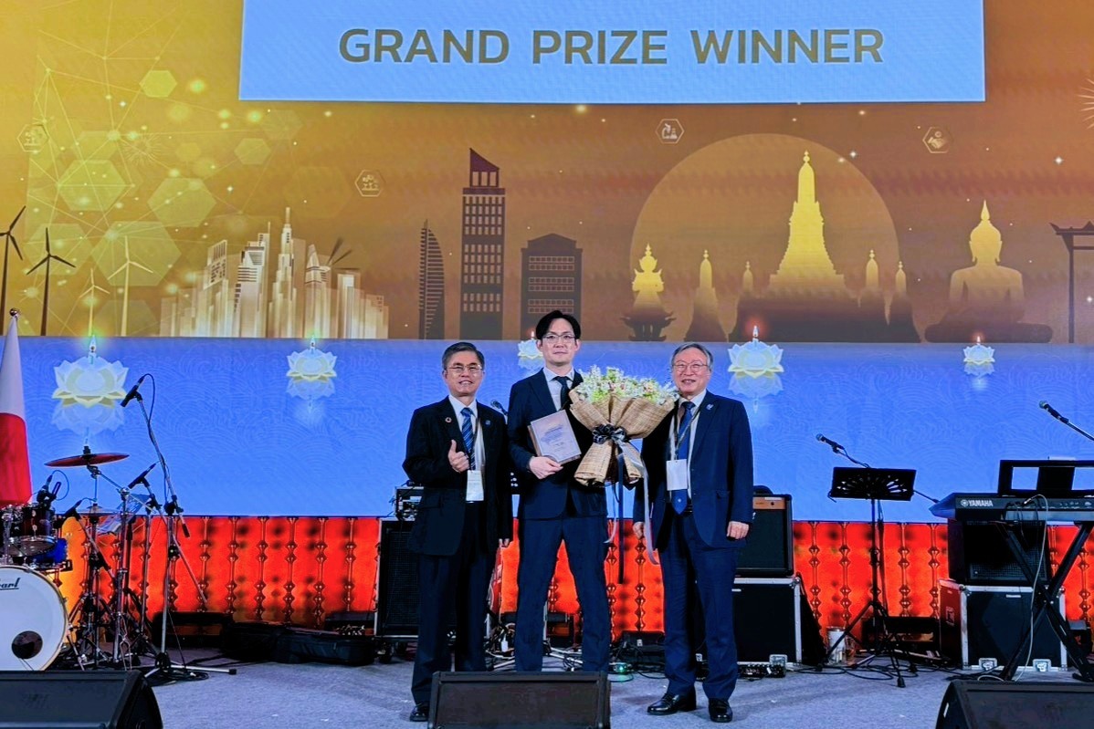 綠茵生技公司榮獲第28 屆亞洲科學園區年會企業獎首獎。