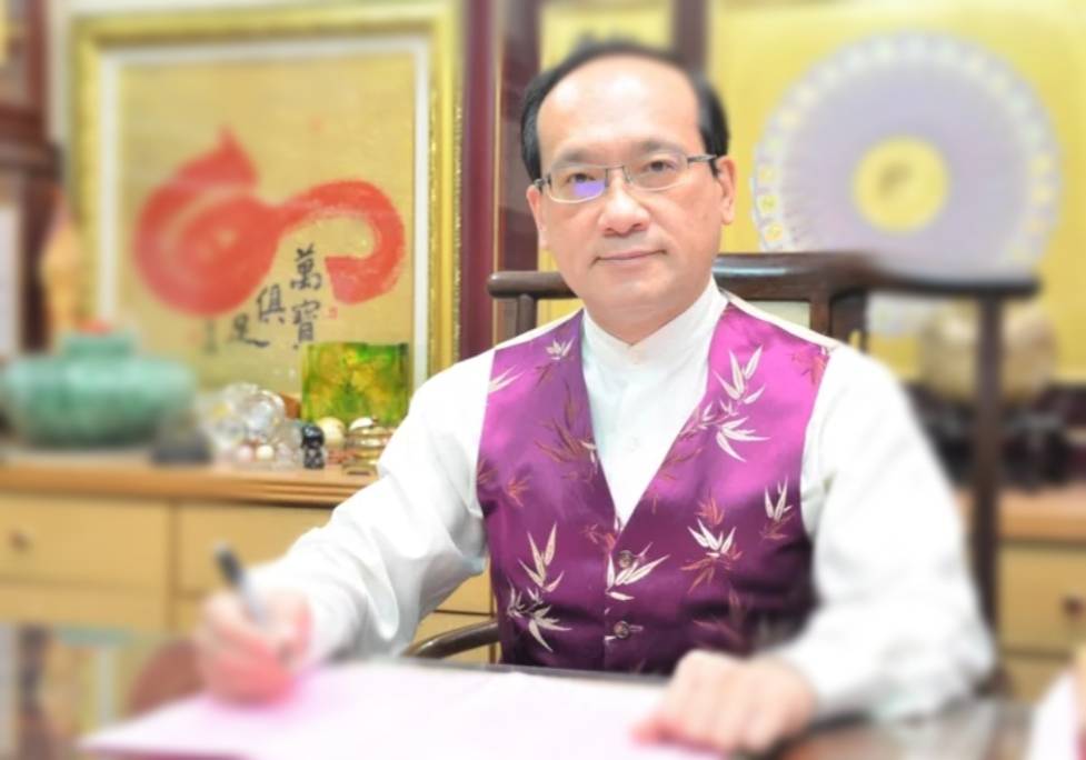 2841006 - 報新聞 Mega News