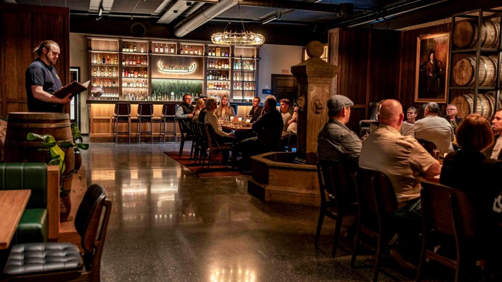 No 250019-4 Whisky testing 來源 Visit Norway - 報新聞 Mega News