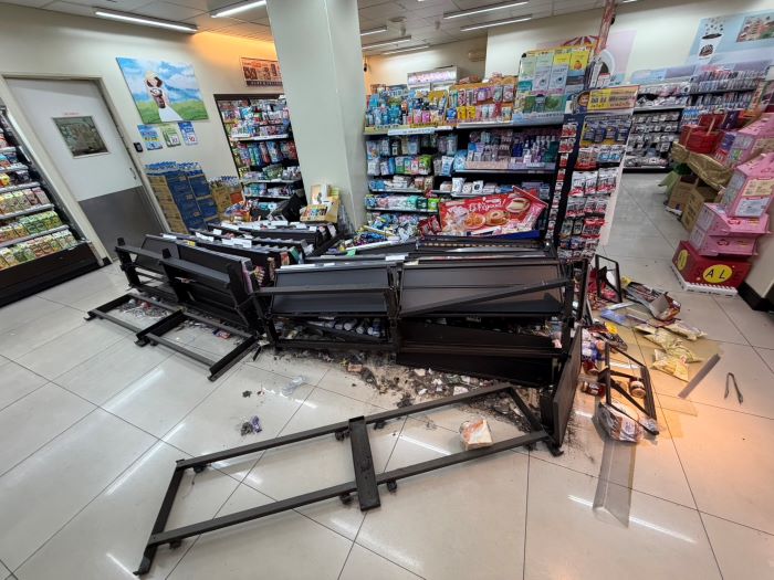 《圖說》郭姓男子毀損超商酒架，初估損失約新臺幣6萬元。〈新莊分局提供〉