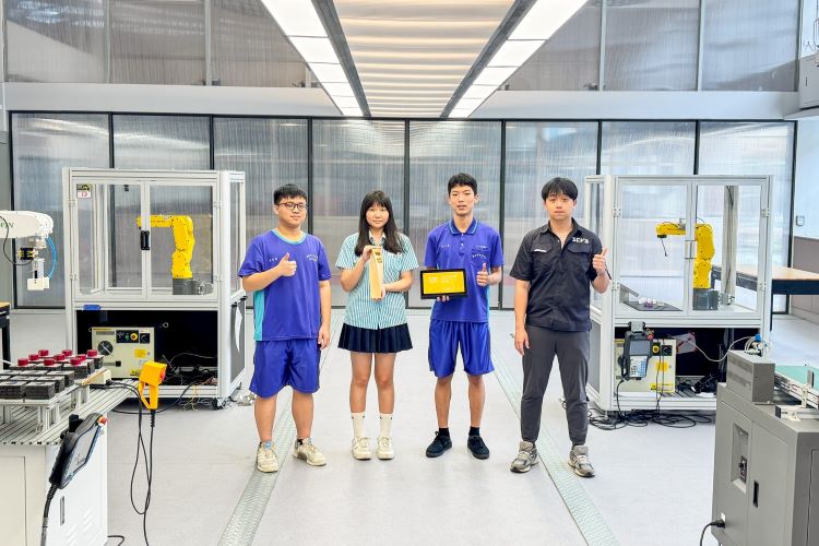 《圖說》三重商工機械科機械科實習工場改造榮獲TID臺灣室內設計獎及日本Good Design獎。〈教育局提供〉