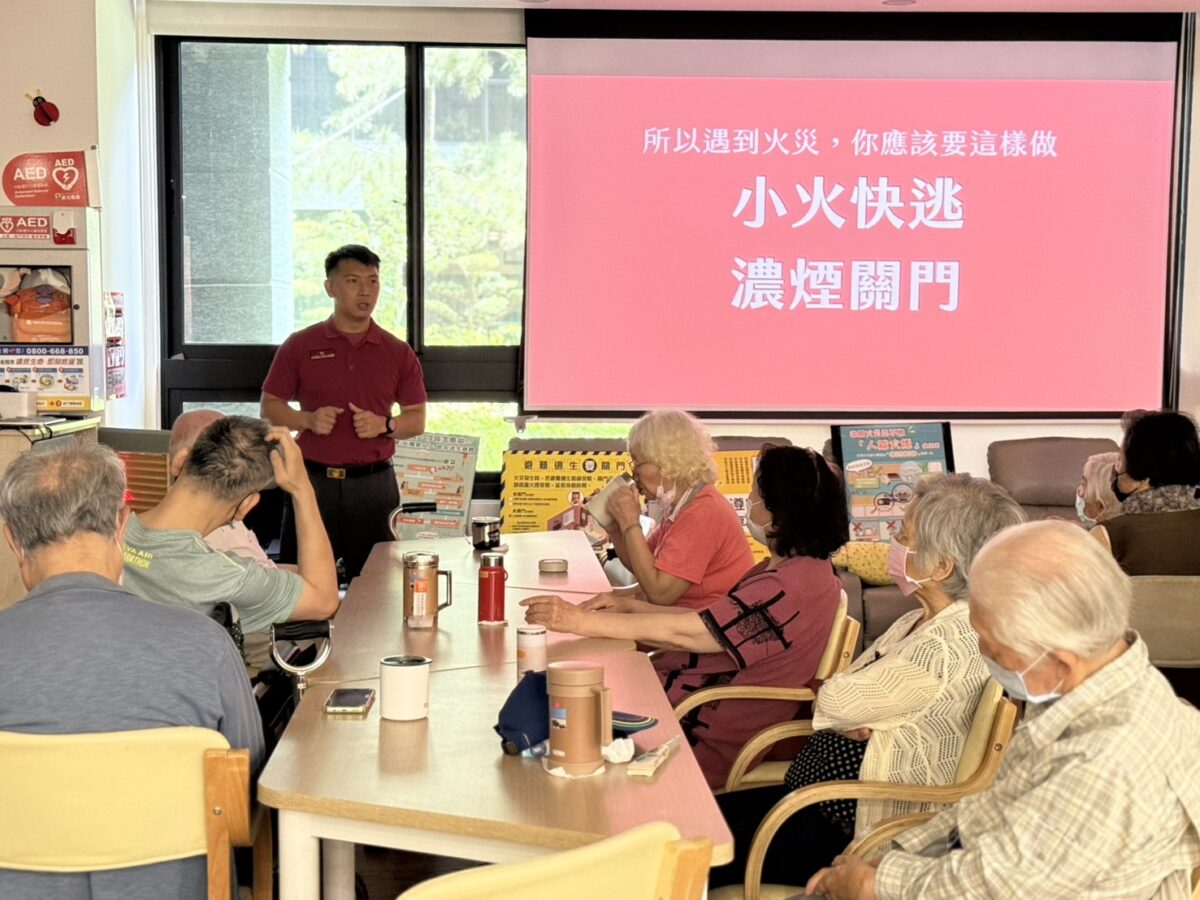 桃園警超商逮通緝犯 友人幫取物竟攜毒也遭逮 S 46399595 0 0